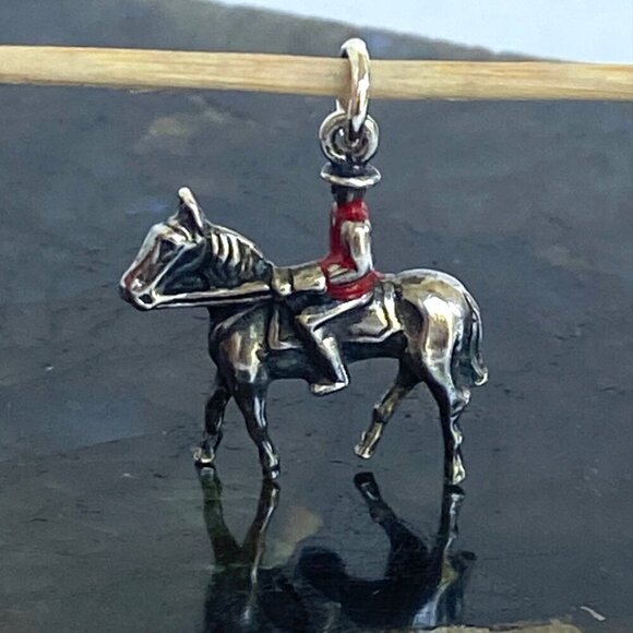 VTG  Sterling Silver 925 3D Red Enamel RCMP Police Riding Horse Charm Pendant - Picture 3 of 16